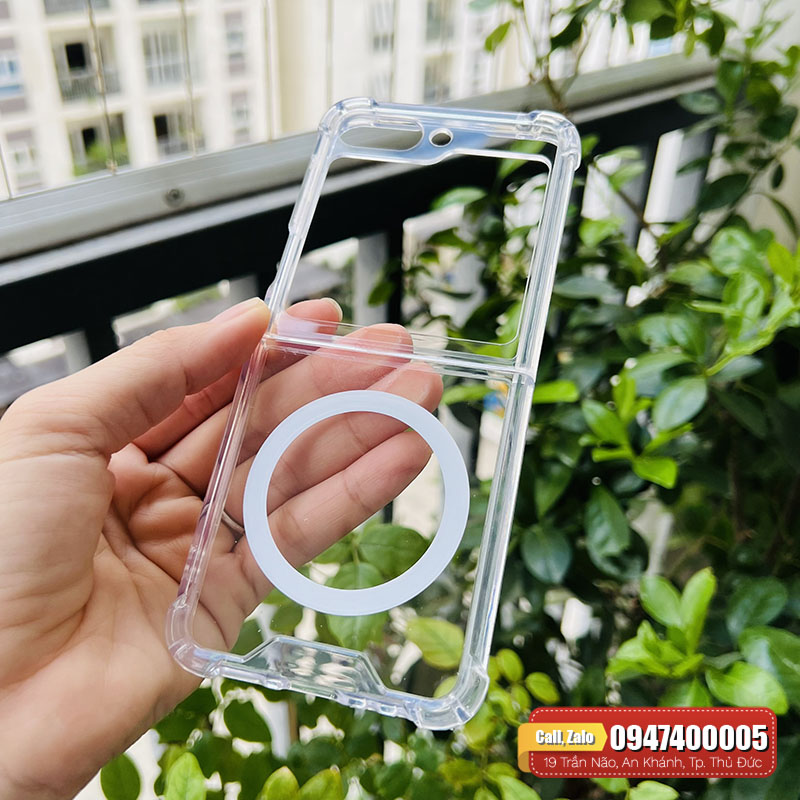 Ốp lưng Galaxy Z Flip 5 Likgus trong suốt có sạc không dây