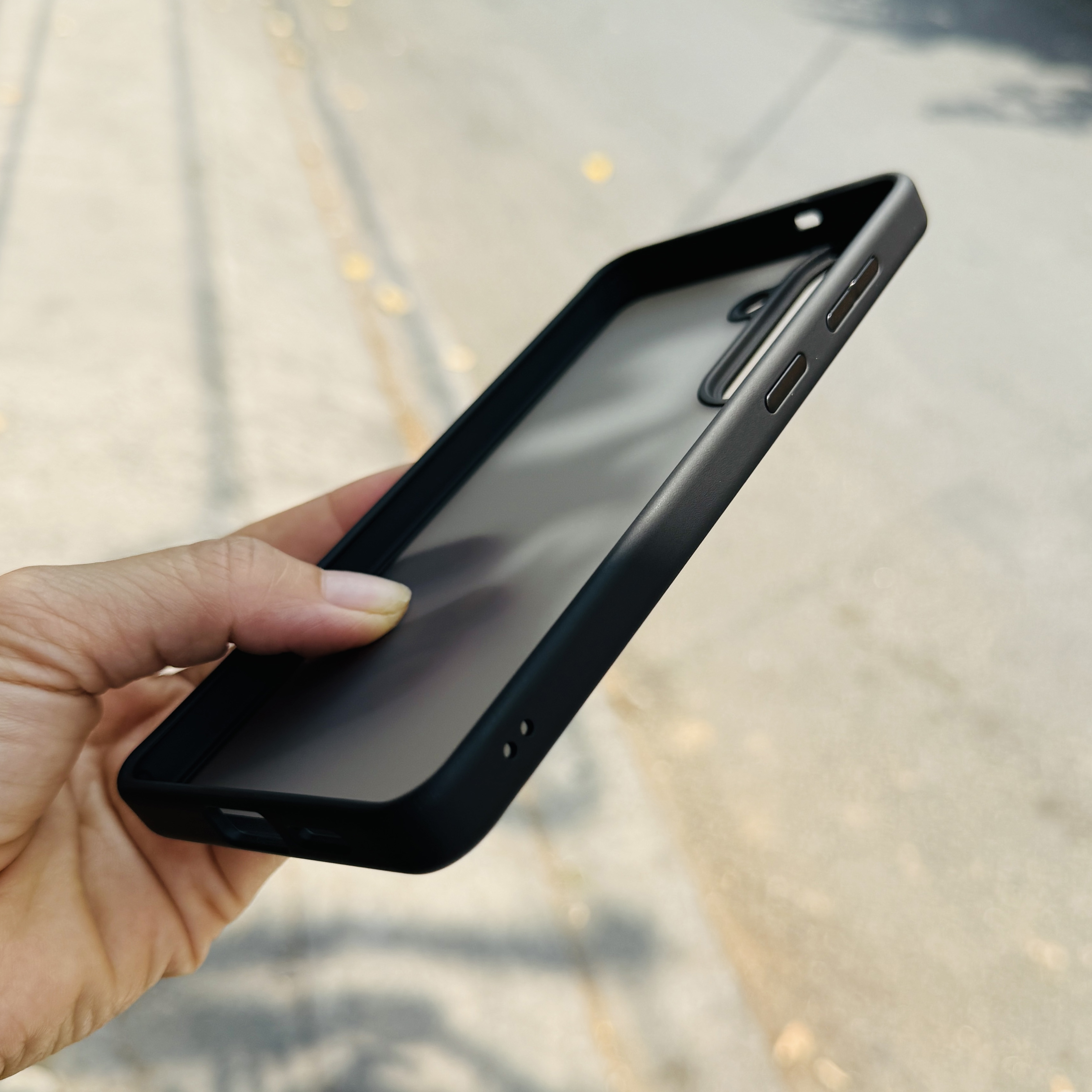 Ốp lưng Galaxy S26 Plus Likgus nhám