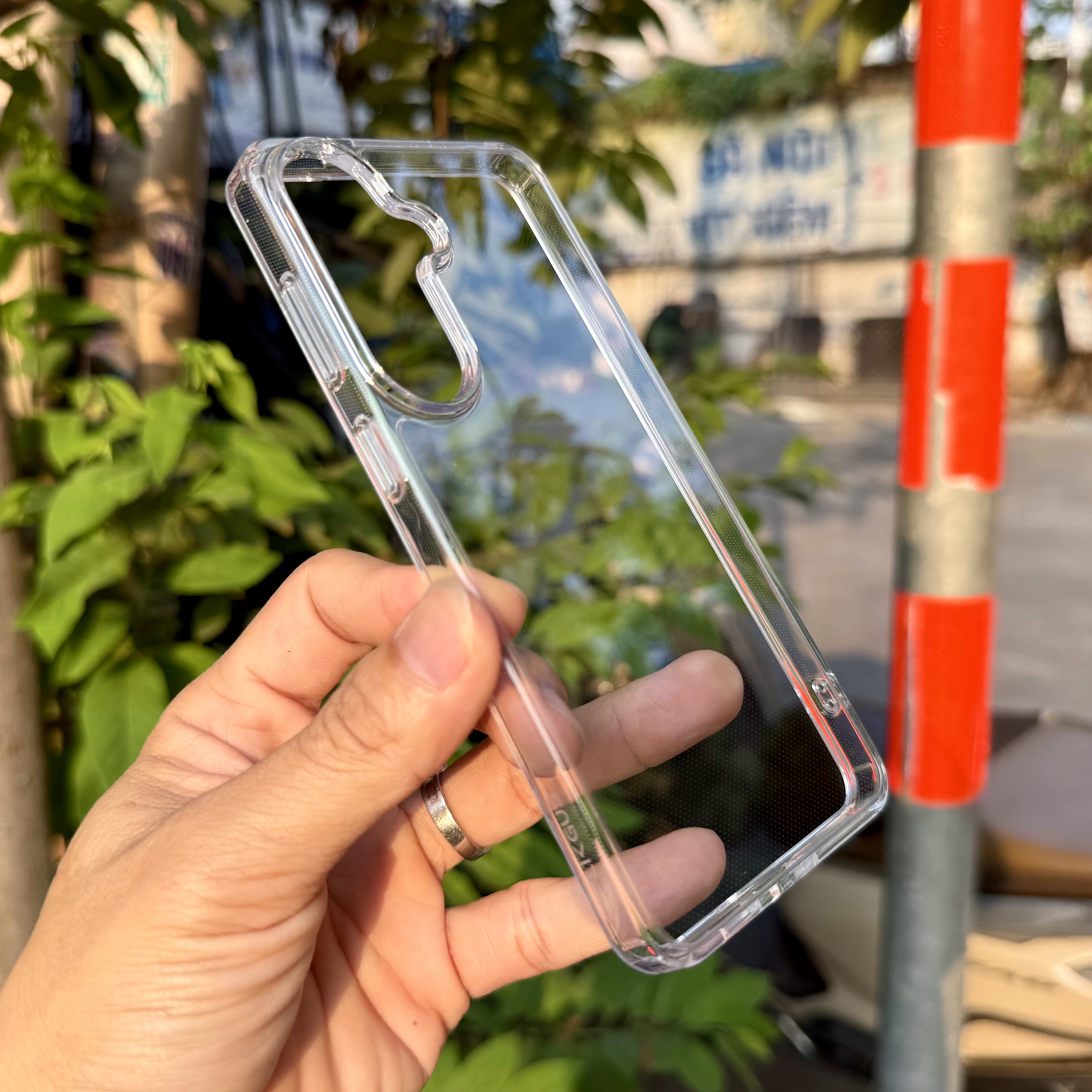 Ốp lưng Galaxy S26 Plus trong suốt Likgus chính hãng