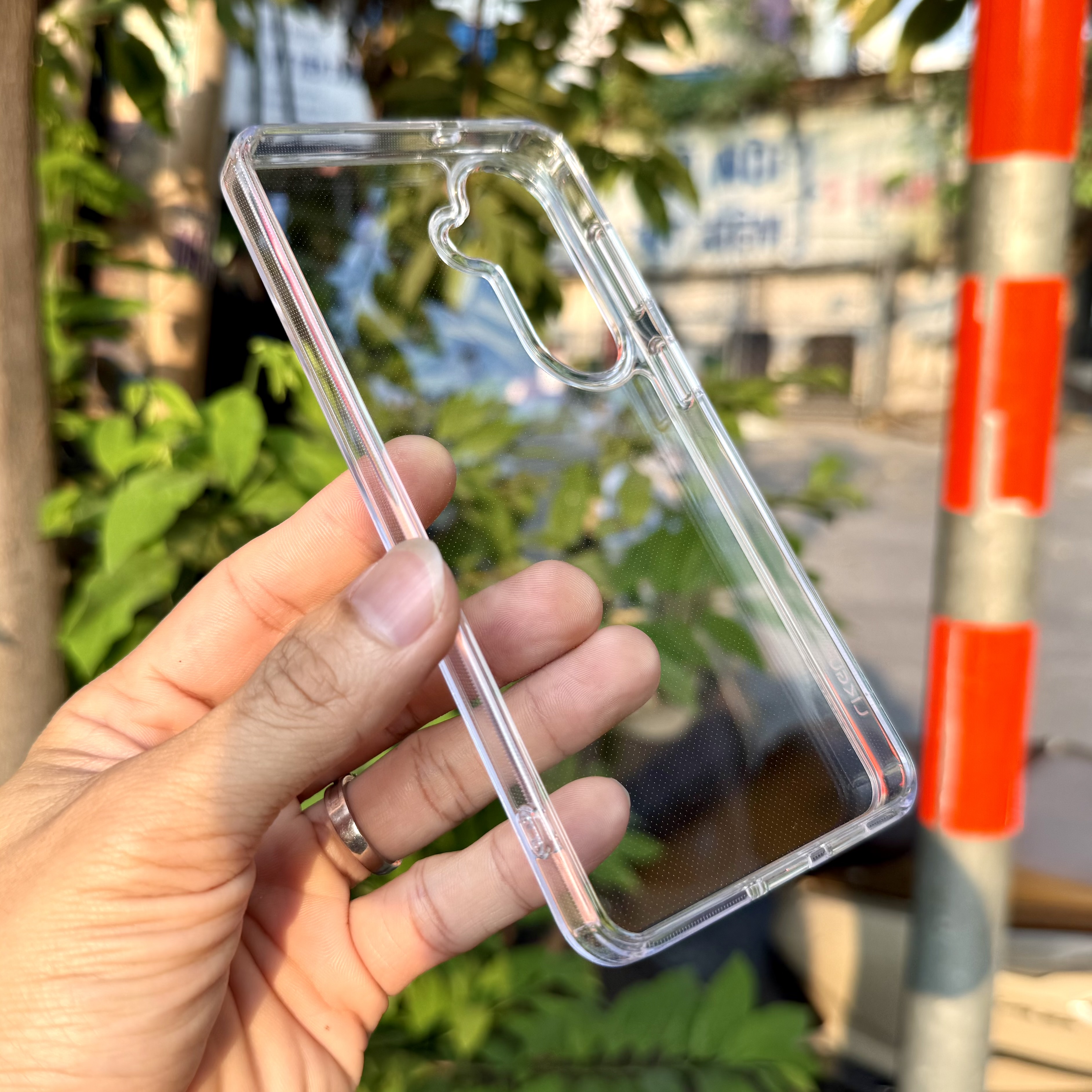 Ốp lưng Galaxy S26 Plus trong suốt Likgus chính hãng