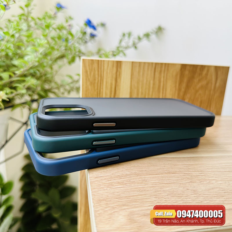 Ốp lưng iPhone 12 Pro Likgus lưng nhám chống sốc tốt