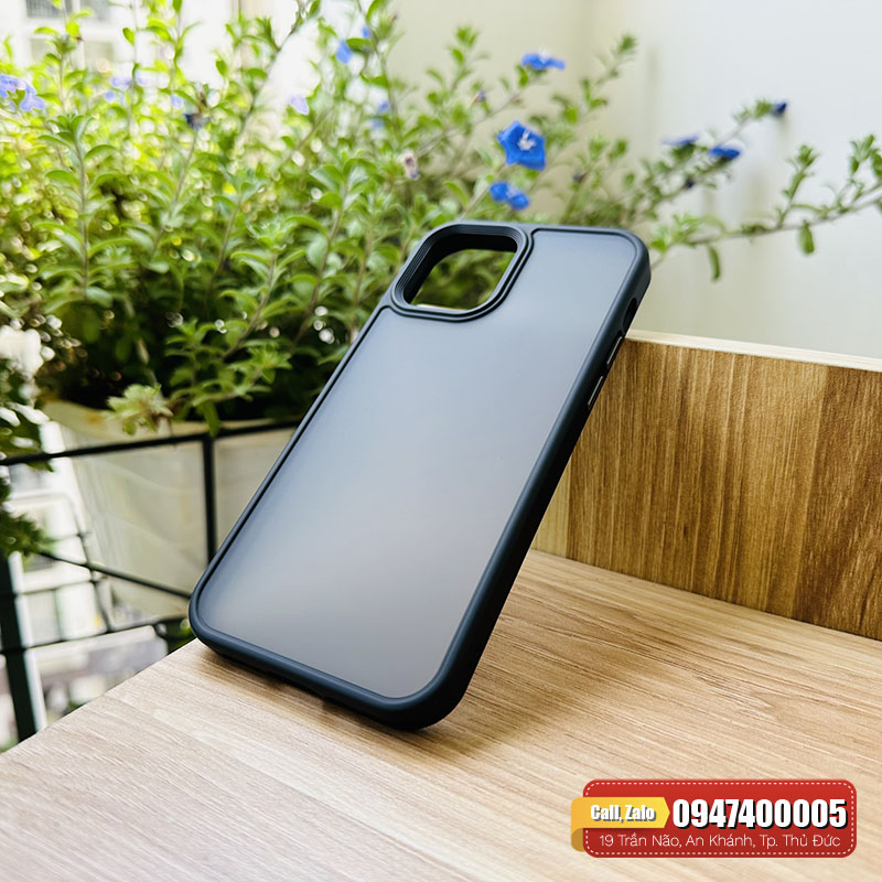 Ốp lưng iPhone 12 Pro Likgus lưng nhám chống sốc tốt