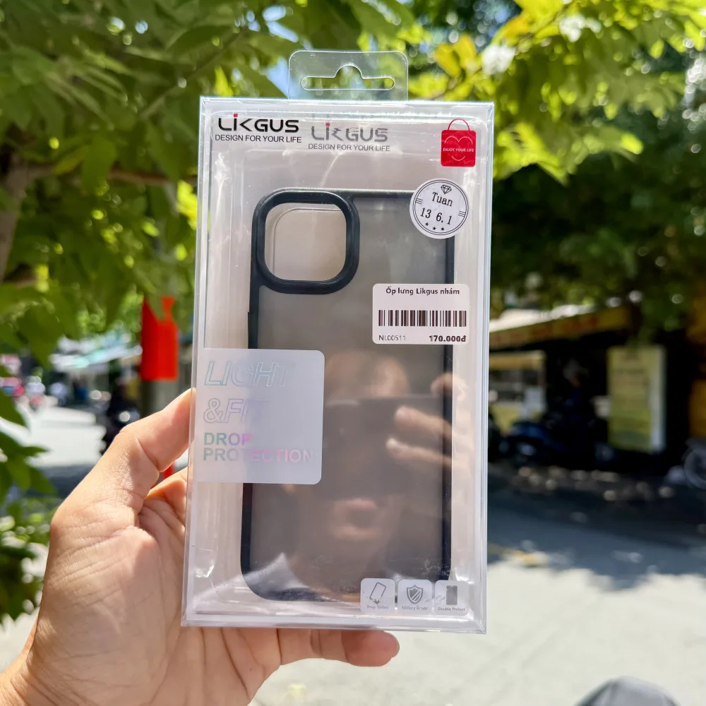 Ốp lưng iPhone 13 Likgus nhám viền màu