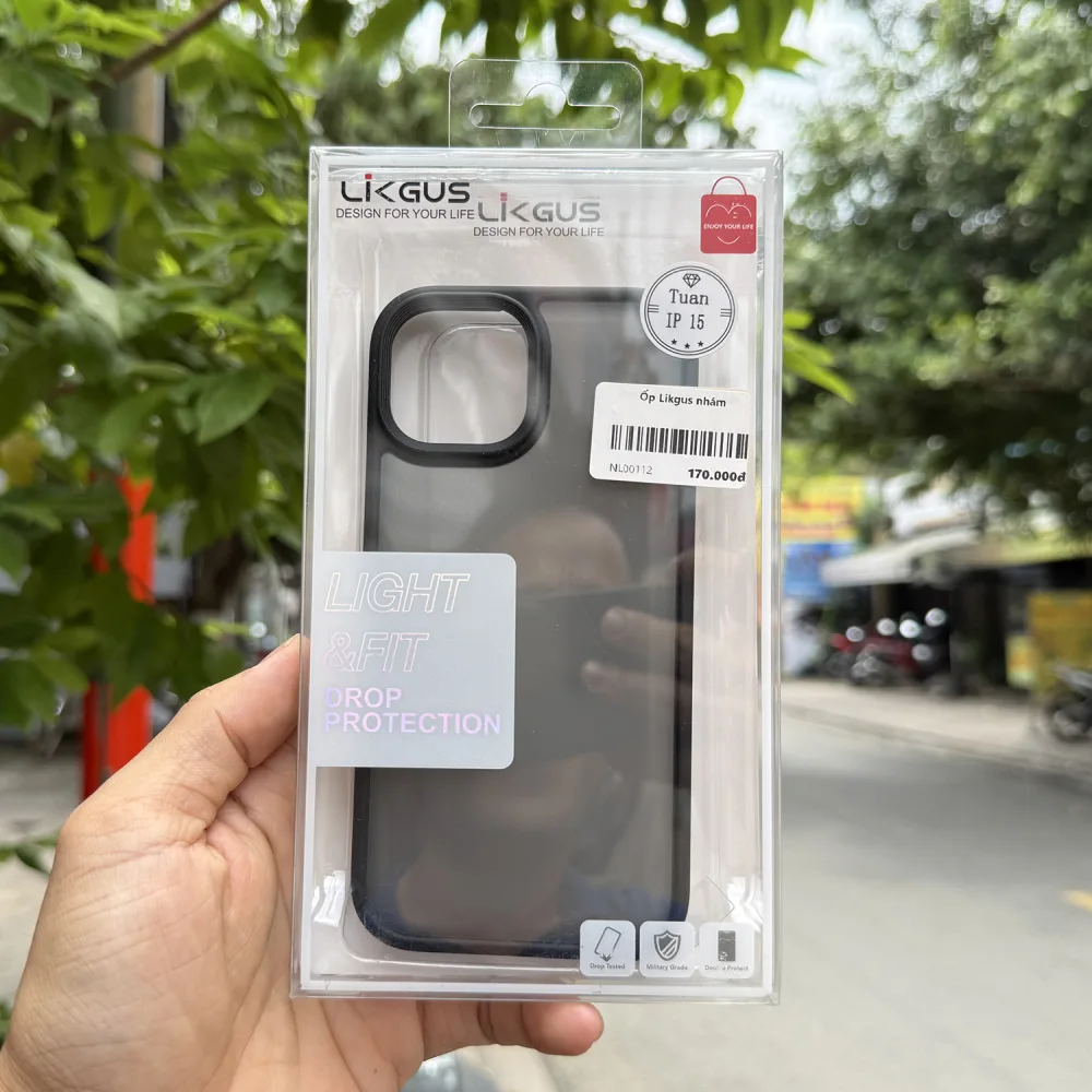 Ốp lưng iPhone 15 Likgus lưng nhám chống sốc tốt