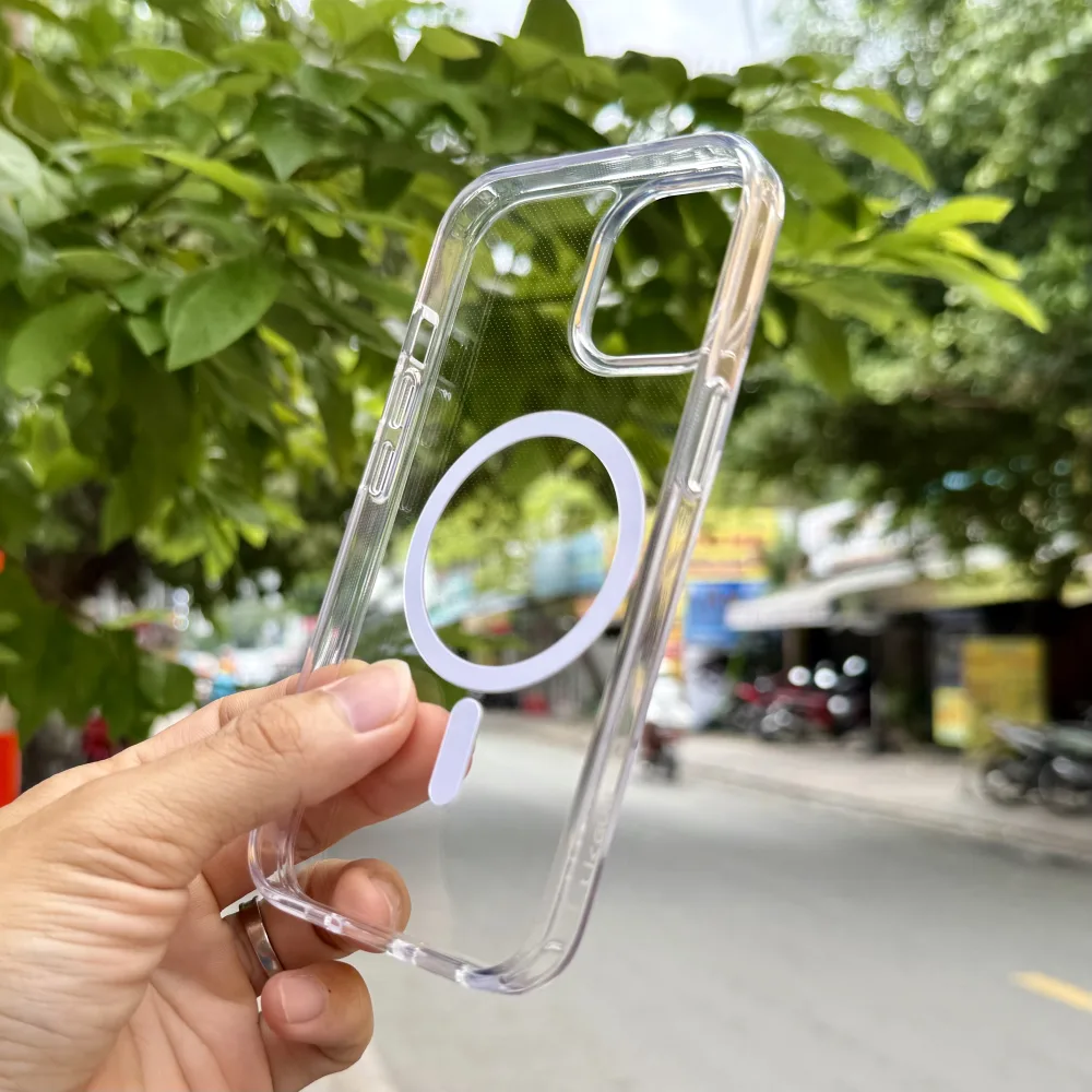 Ốp lưng iPhone 15 Likgus trong suốt Magnetic