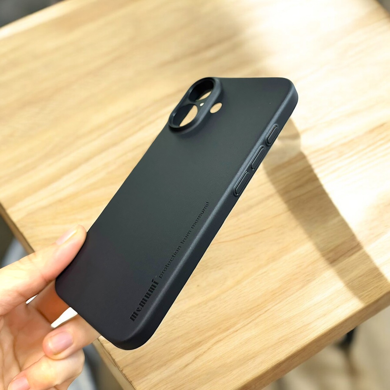 Ốp lưng iPhone 16 Memumi slim 0.3mm