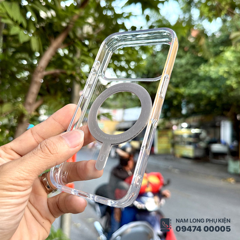 Ốp lưng iPhone 17 Pro/ 18 Pro WiWU iShield Ultra kệ