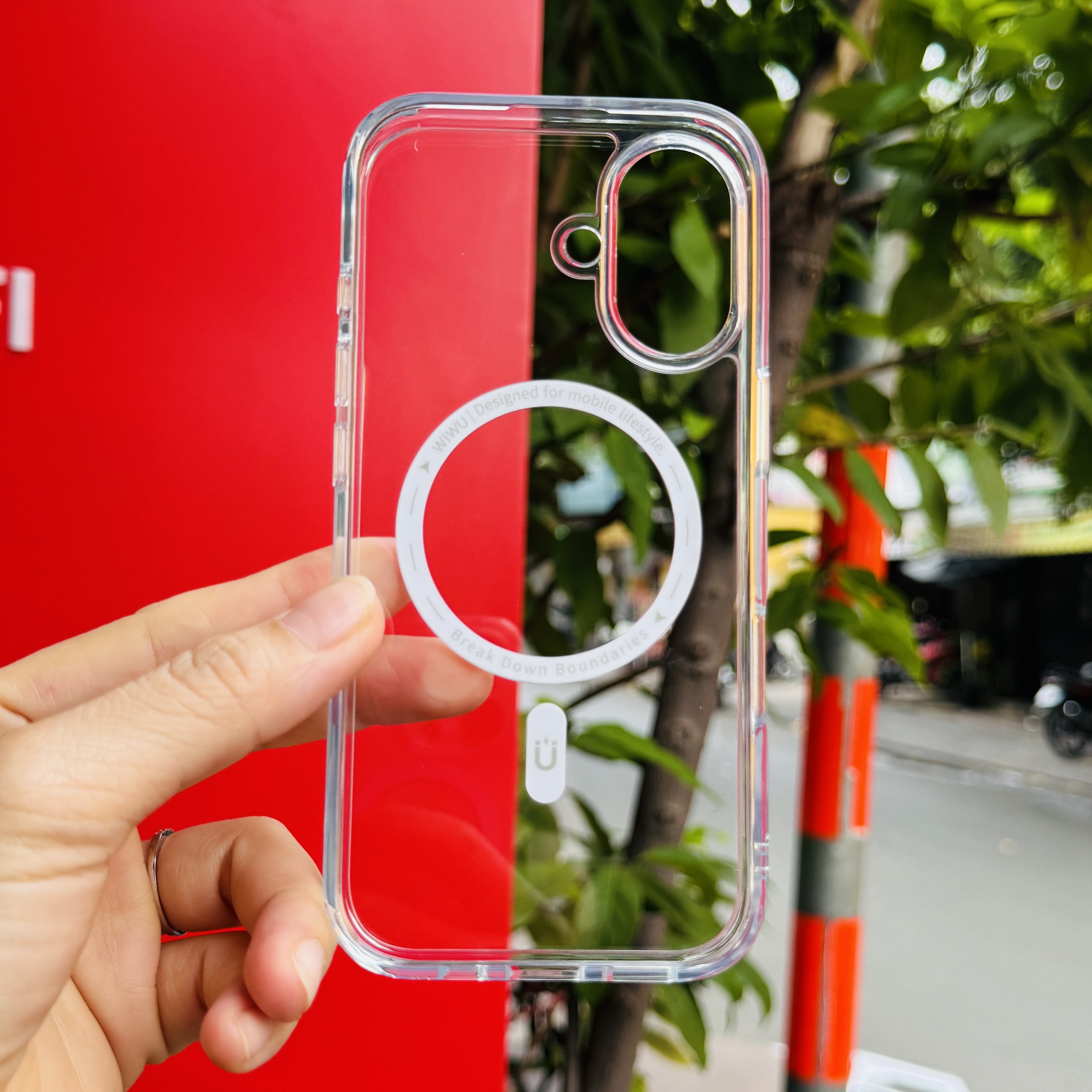 Ốp lưng iPhone 17 WiWU iShield Pro MMC-101
