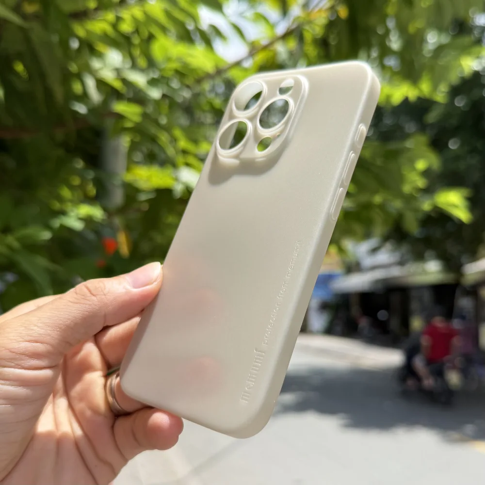 Ốp lưng iPhone 15 Pro Memumi siêu mỏng chính hãng