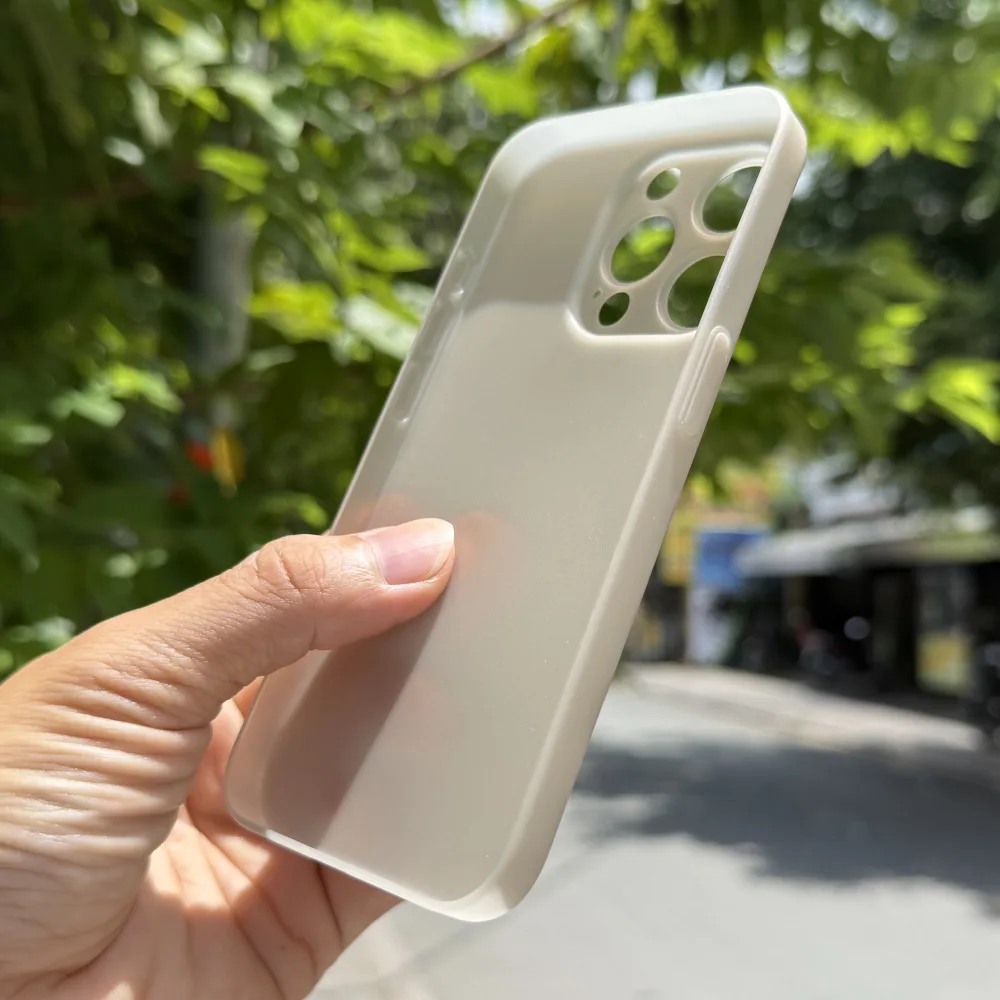 Ốp lưng iPhone 15 Pro Memumi siêu mỏng chính hãng