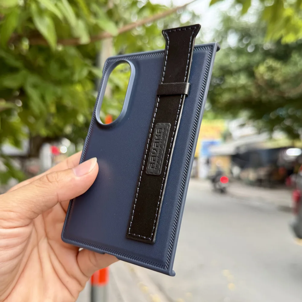 Ốp lưng Galaxy Z Fold8 Ravaka Lucas Wrist Strap