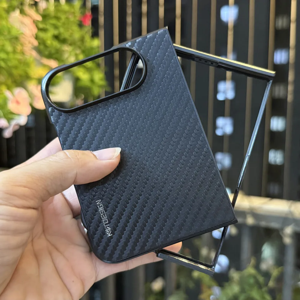 Ốp Lưng iPhone Duo KSTDESIGN Vân Carbon Chính Hãng