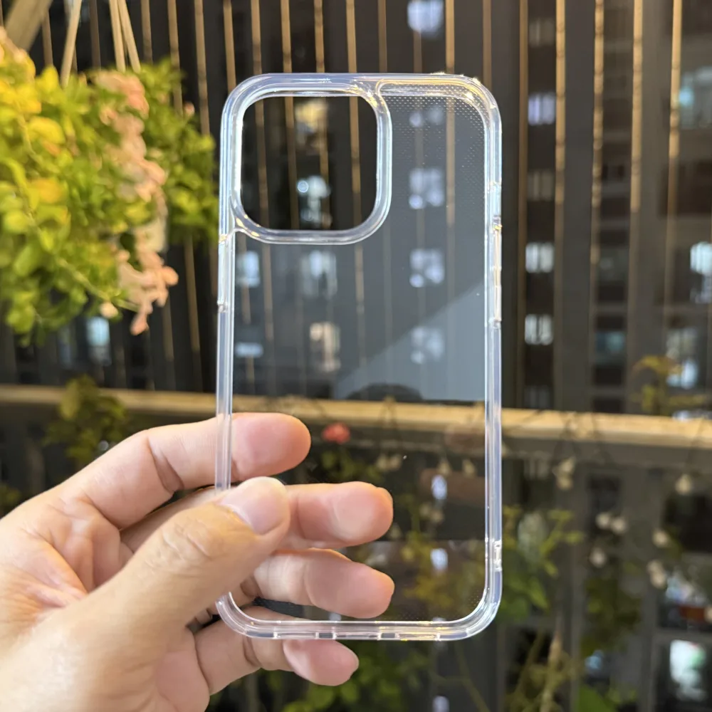 Ốp lưng iPhone 13 Pro Likgus trong suốt không ố vàng