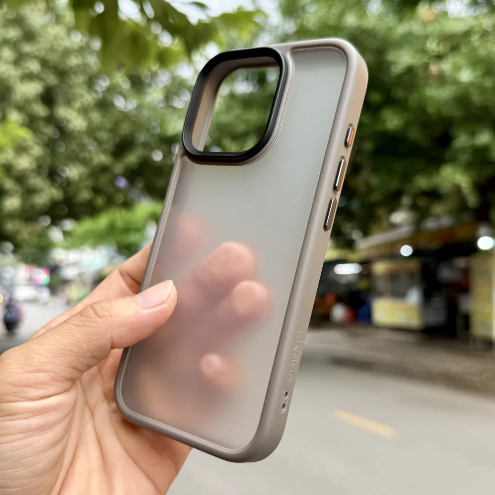 Ốp Lưng iPhone 16 Pro Likgus Nhám Mờ Chống Sốc Chính Hãng Giá Tốt