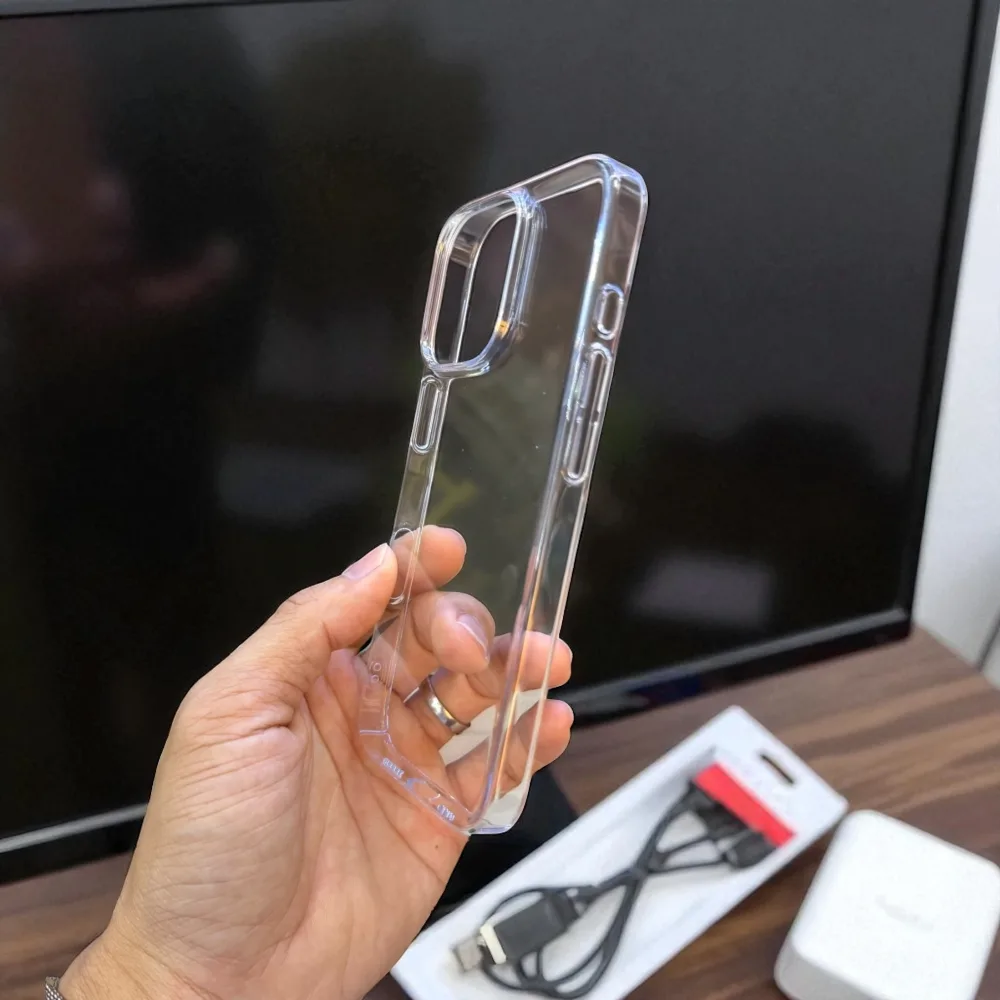 Ốp lưng iPhone 16 Pro trong suốt X-Level