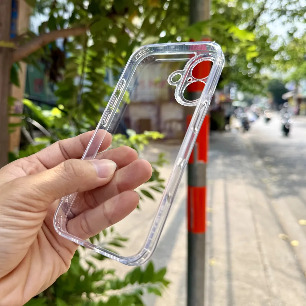 Ốp lưng iPhone 17 trong suốt Likgus chính hãng