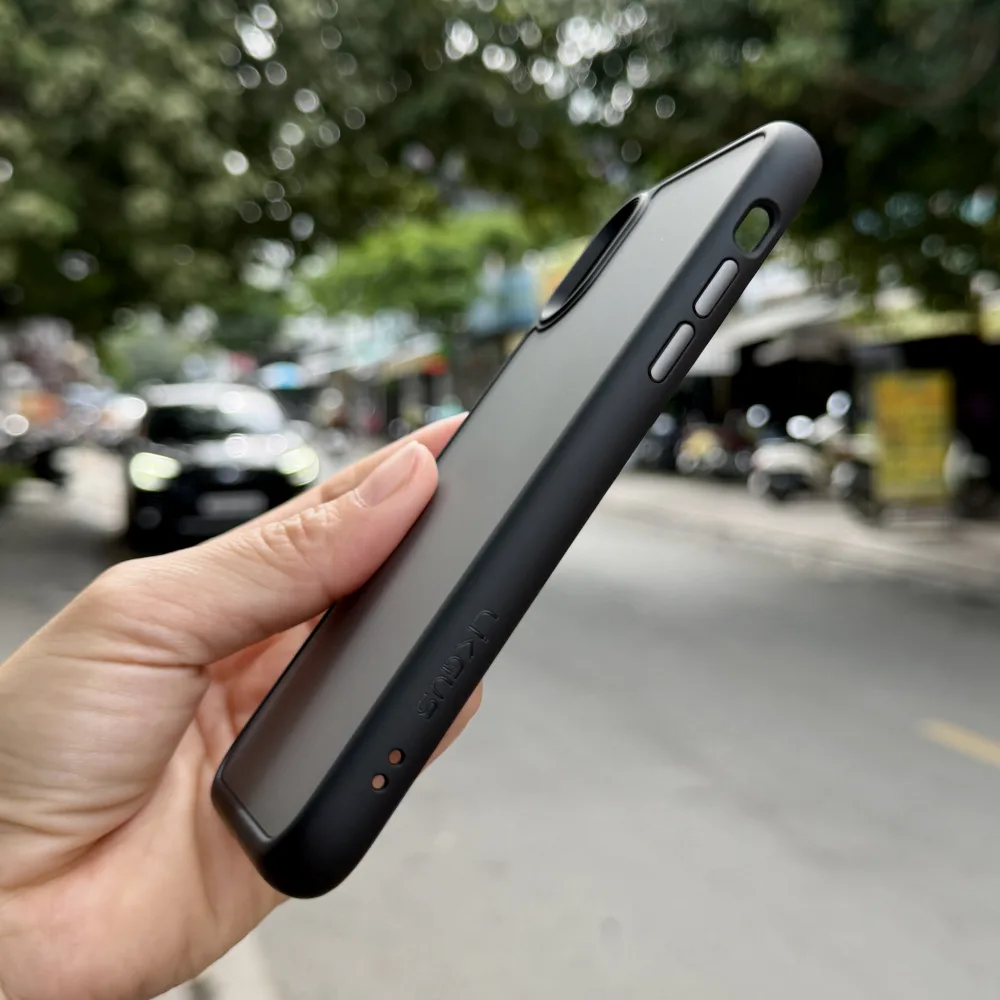 Ốp lưng iPhone X / Xs Likgus nhám