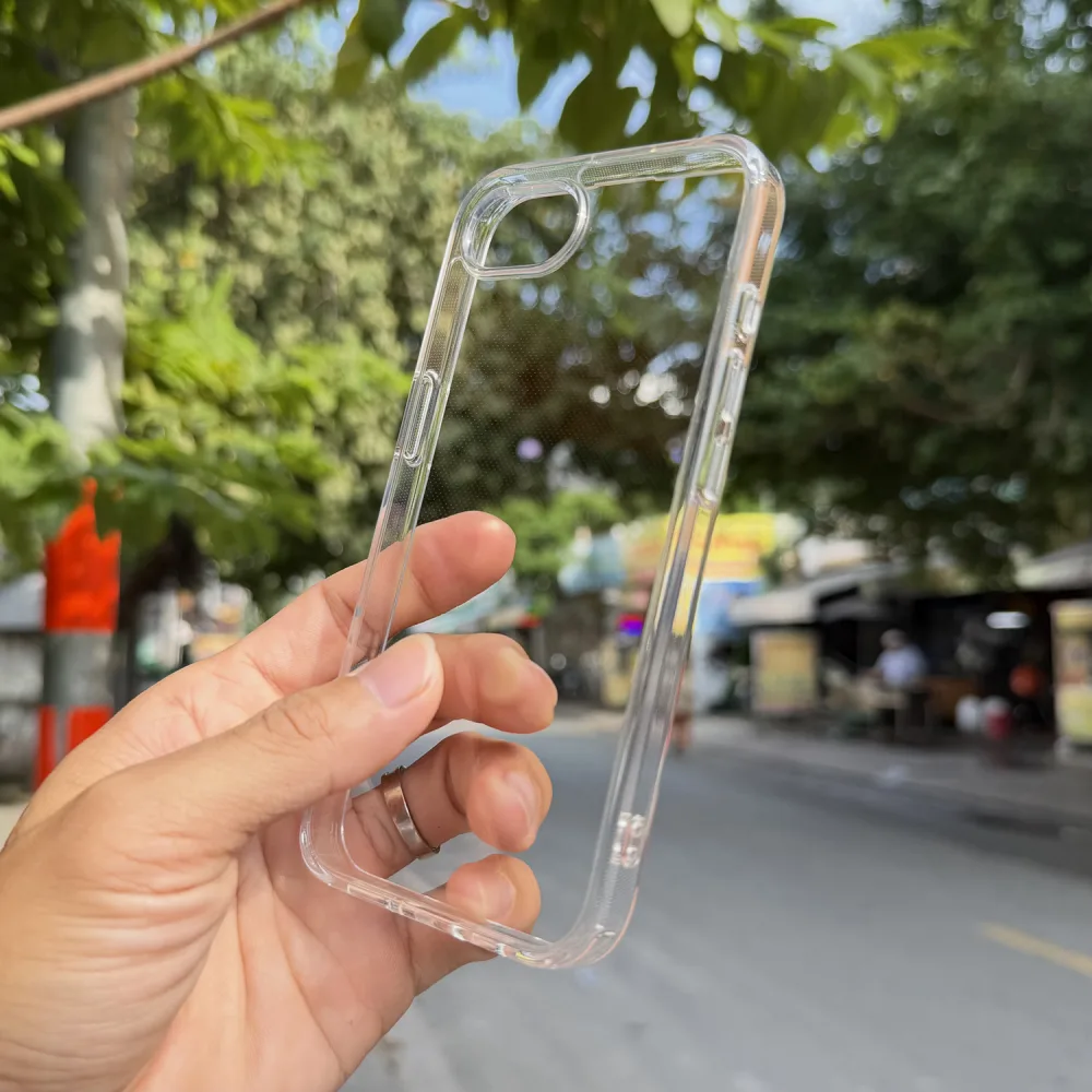 Ốp lưng trong suốt iPhone 16E Likgus