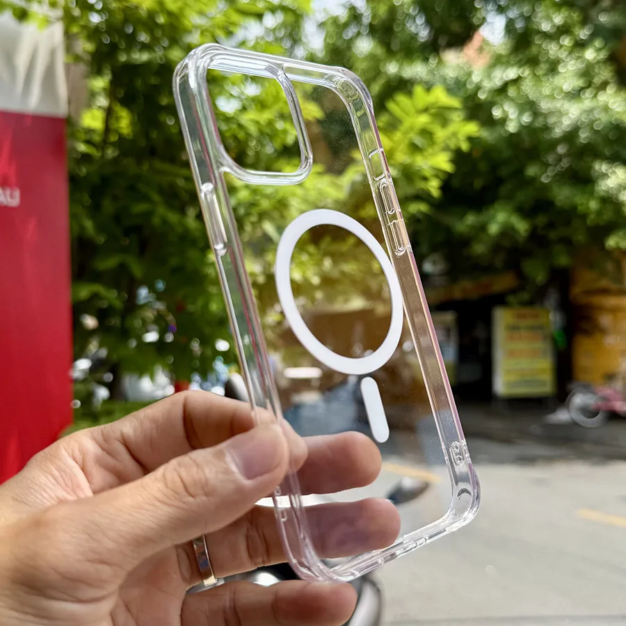 Ốp lưng iPhone 12 Pro Max Likgus Magsafe trong suốt